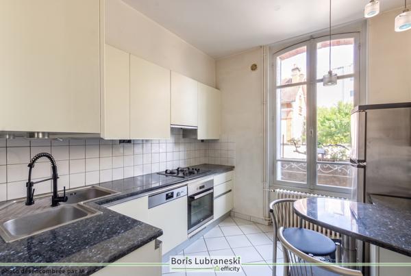 Maison
         6 pièces
        - 145 m² Exclusivité 338 000 € *