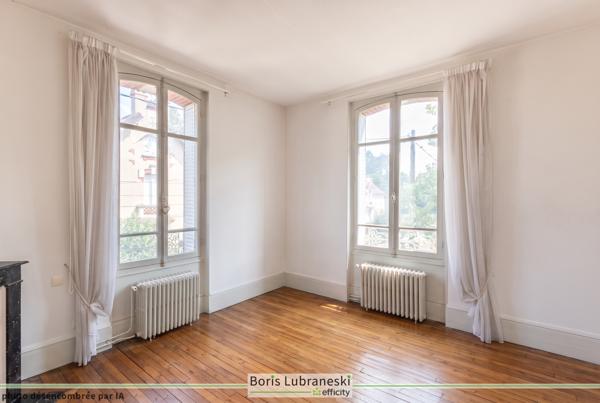 Maison
         6 pièces
        - 145 m² Exclusivité 338 000 € *