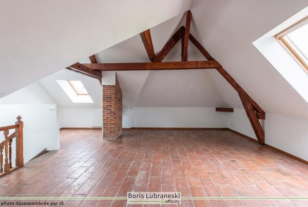Maison
         6 pièces
        - 145 m² Exclusivité 338 000 € *