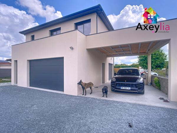 Pouilly-sous-Charlieu (42720) A VENDRE - POUILLY-SOUS-CHARLIEU - MAISON DE 2023 AVEC QUATRE CHAMBRES DONT UNE SUITE PARENTALE, GARAGE ET TER