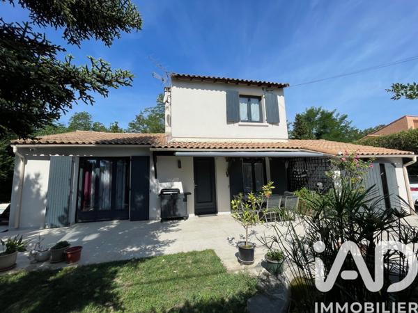 Maison à vendre 6 pièces 100 m² Morières-lès-Avignon
