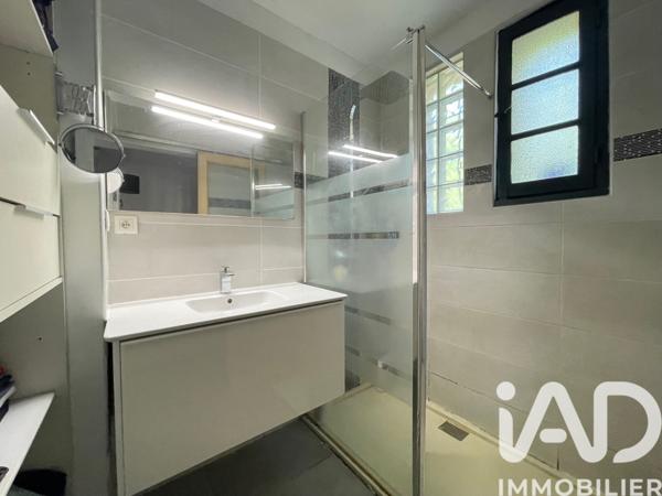 Maison à vendre 6 pièces 100 m² Morières-lès-Avignon