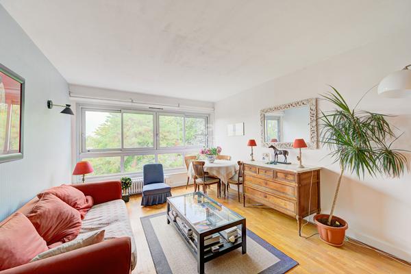 Appartement Saint Germain En Laye 3 pièces 57.52 m2 249 000 € **  - Référence  18968