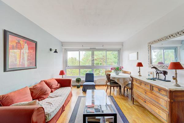 Appartement Saint Germain En Laye 3 pièces 57.52 m2 249 000 € **  - Référence  18968