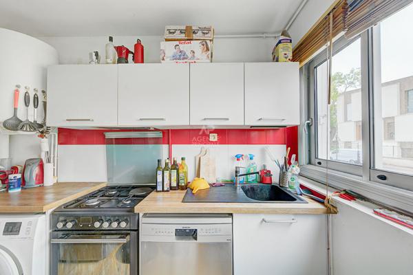 Appartement Saint Germain En Laye 3 pièces 57.52 m2 249 000 € **  - Référence  18968