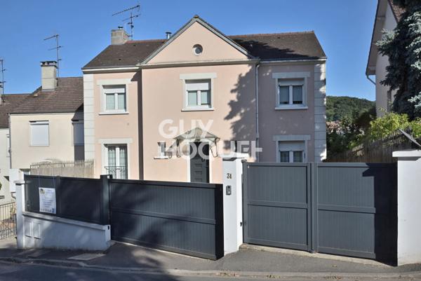 Maison à louer de 5 pièces de 160 m²
