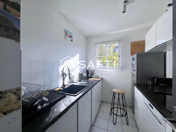 Appartement de 2 pièces avec balcon et parking