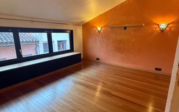 Appartement à vendre    3 pièces •  Toulouse