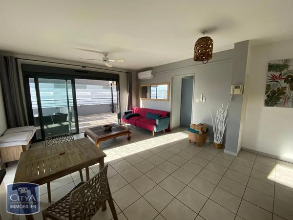 Appartement à louer 3 pièces Saint-Pierre (97410)