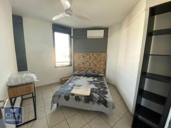 Appartement à louer 3 pièces Saint-Pierre (97410)