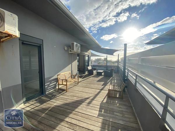 Appartement à louer 3 pièces Saint-Pierre (97410)