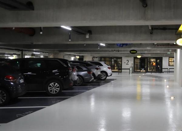 PARKING  SOUS -SOL  MONTREUIL
