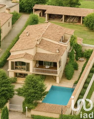 Maison à vendre 8 pièces 240 m² Saint-Cyr-sur-Mer