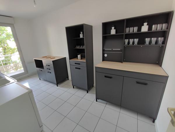 3 PIECES MEUBLE GARAGE TERRASSE