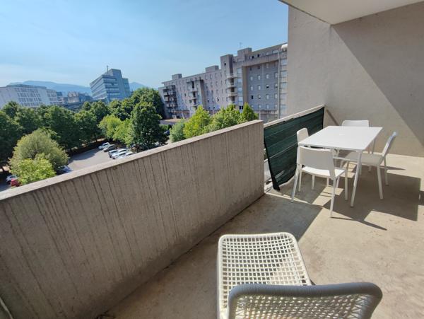 3 PIECES MEUBLE GARAGE TERRASSE