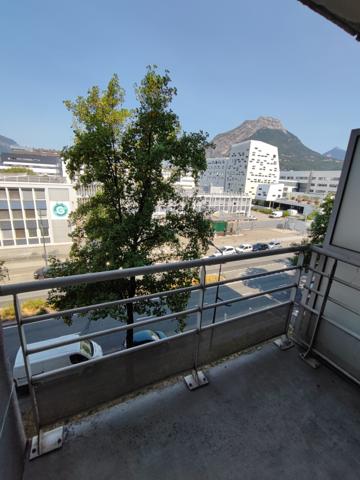 3 PIECES MEUBLE GARAGE TERRASSE