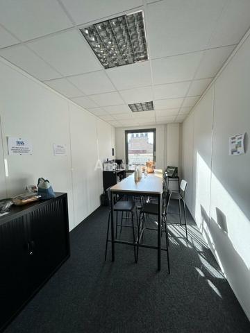 BUREAUX à LOUER de 526 m²