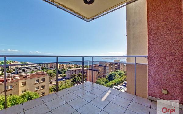 Appartement à vendre    4 pièces • 87,78 m2 Ajaccio