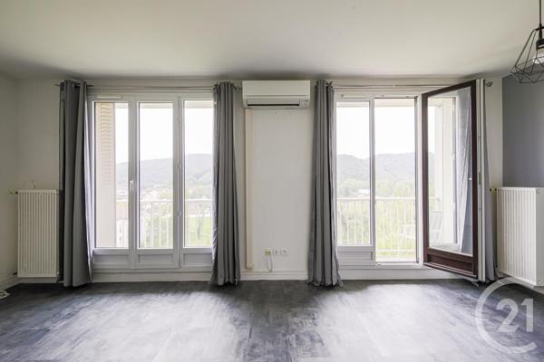 Appartement F3 à vendre  3 pièces - 67,40 m2 LE PONT DE CLAIX - 38