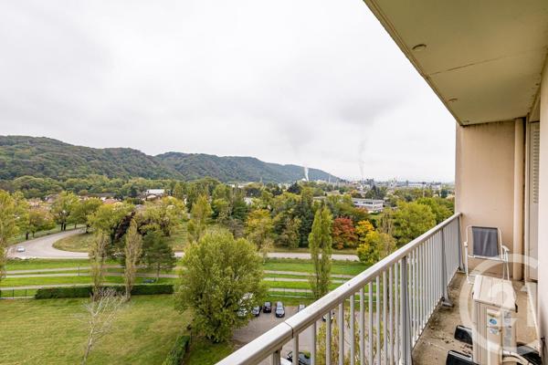 Appartement F3 à vendre  3 pièces - 67,40 m2 LE PONT DE CLAIX - 38