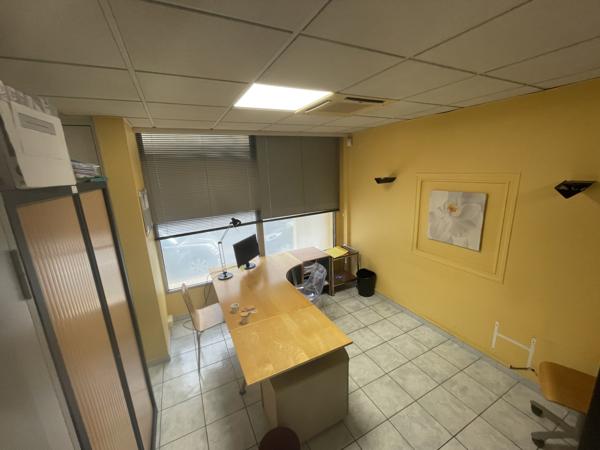 Bureaux à louer - à Béziers