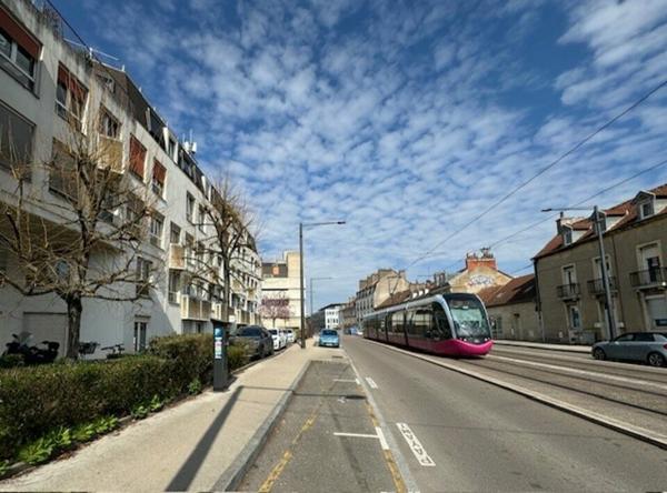 BUREAUX A LOUER - CENTRE VILLE DIJON