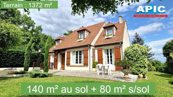 GROSLAY
NICHEE DANS UN ENVIRONNEMENT EXCEPTIONNEL ...