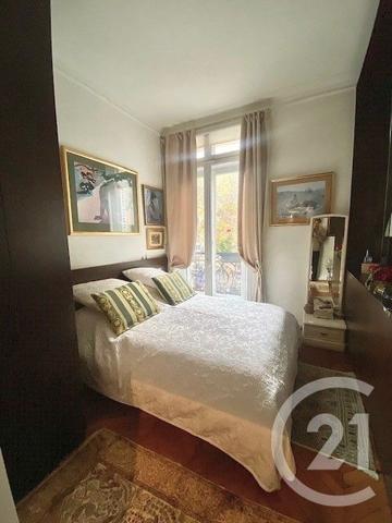 Appartement F2 à vendre  2 pièces - 60 m2 PARIS - 75008