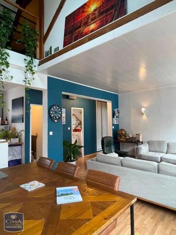 Appartement à louer 4 pièces 85.17m²