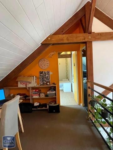 Appartement à louer 4 pièces 85.17m²