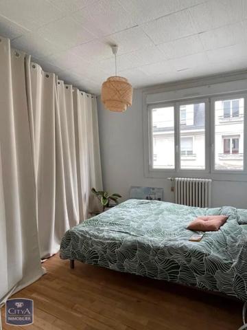 Appartement à louer 4 pièces 85.17m²