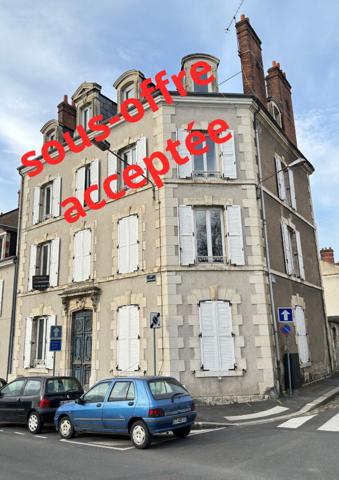 Vente Immeuble370,15 m² - 12 Pièces - ORLEANS (45000)