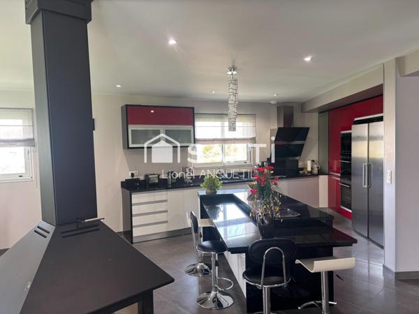 Maison d'exception proche mer, Elégance et volumes !