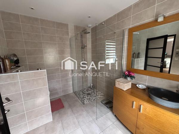 Maison d'exception proche mer, Elégance et volumes !