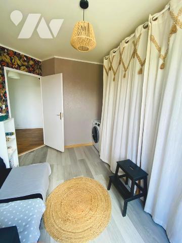 Vente LONGVIC appartement T3 de 68,59 m² avec 2 balcons et un garage