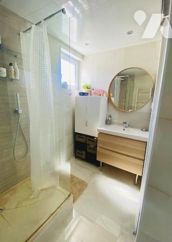 Vente LONGVIC appartement T3 de 68,59 m² avec 2 balcons et un garage