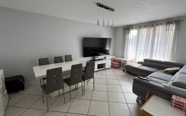 Appartement à vendre    3 pièces • 69,90 m2 Sérézin-du-Rhône