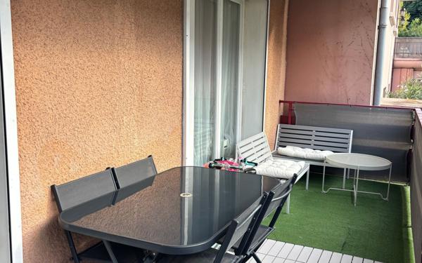 Appartement à vendre    3 pièces • 69,90 m2 Sérézin-du-Rhône