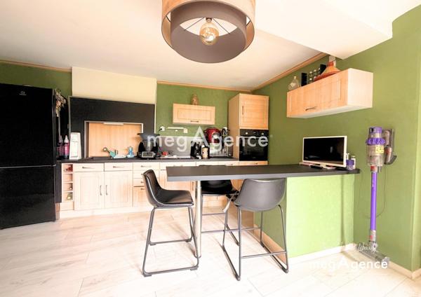 Maison à VIRE NORMANDIE, 14500 - 5 pièces 136m²