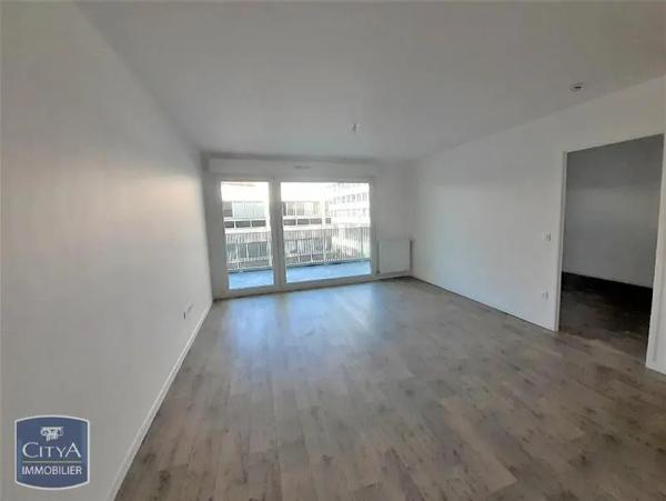 Appartement à louer 2 pièces 47.4m² Fontenay-sous-Bois (94120)
