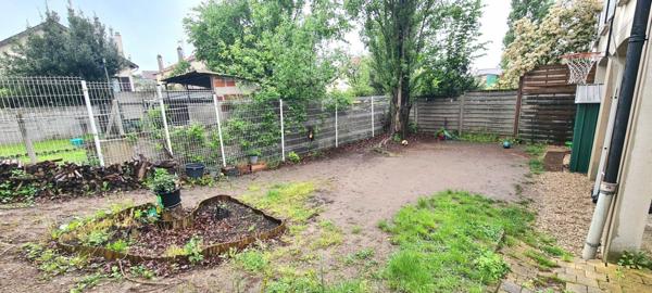 Maison à vendre    4 pièces •  Vaujours