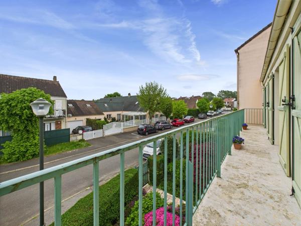 Maison familiale type MARLY ROYALE, 5 chambres ELANCOURT