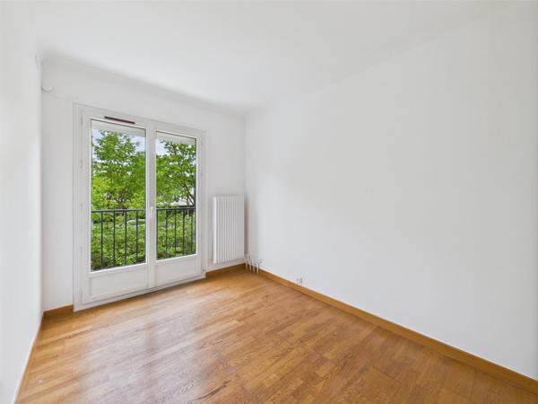 Maison familiale type MARLY ROYALE, 5 chambres ELANCOURT