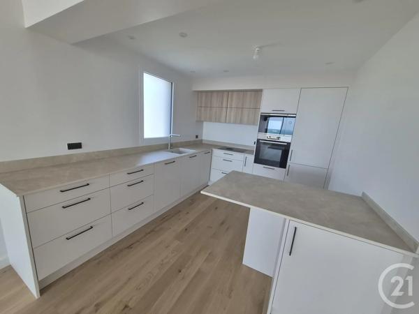 Appartement F3 à vendre  3 pièces - 69,11 m 2   DONVILLE LES BAINS  - 50