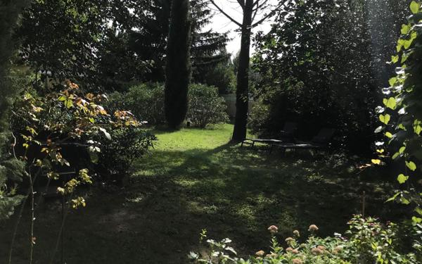 Maison à vendre    6 pièces • 193 m2 Vaison-la-Romaine