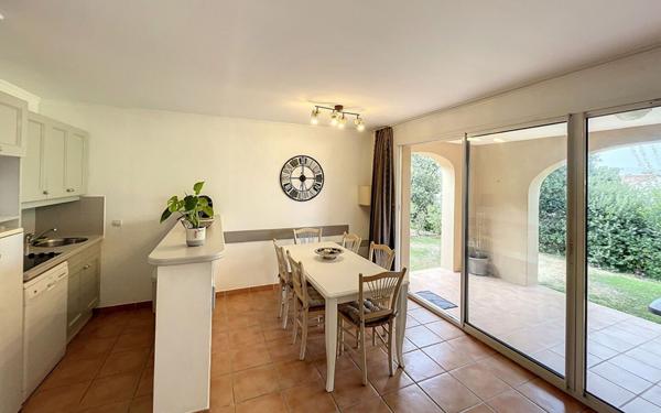 Appartement à vendre    3 pièces • 42 m2 Mallemort