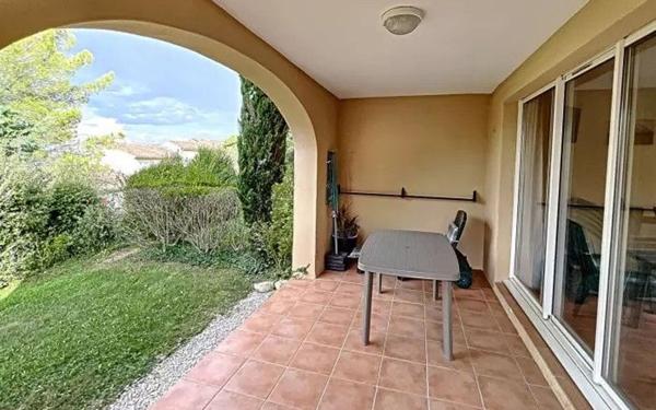 Appartement à vendre    3 pièces • 42 m2 Mallemort