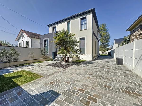 Vente Maison 8 pièces 235 m2 à Boissy-Saint-Léger