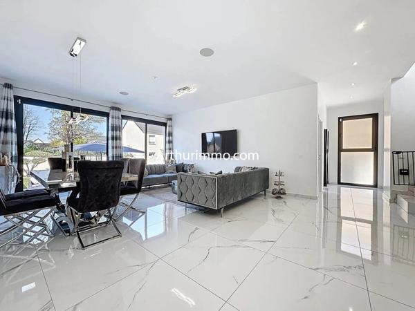 Vente Maison 8 pièces 235 m2 à Boissy-Saint-Léger