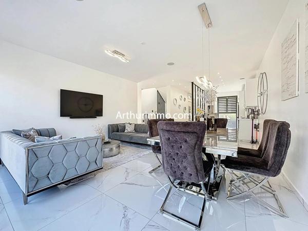 Vente Maison 8 pièces 235 m2 à Boissy-Saint-Léger